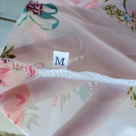 White Coral Blue Green Floral Open Front Kimono Women's Size Medium NWOT - Picture 2 of 13